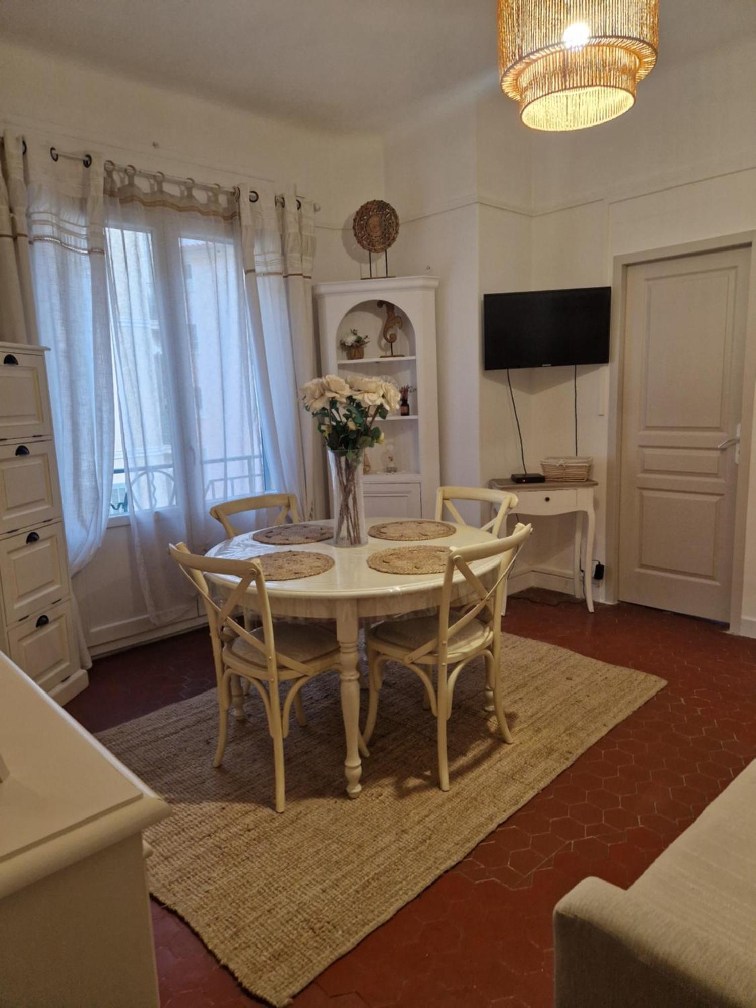 Toulon Soleil Et Douceur II Apartment ภายนอก รูปภาพ